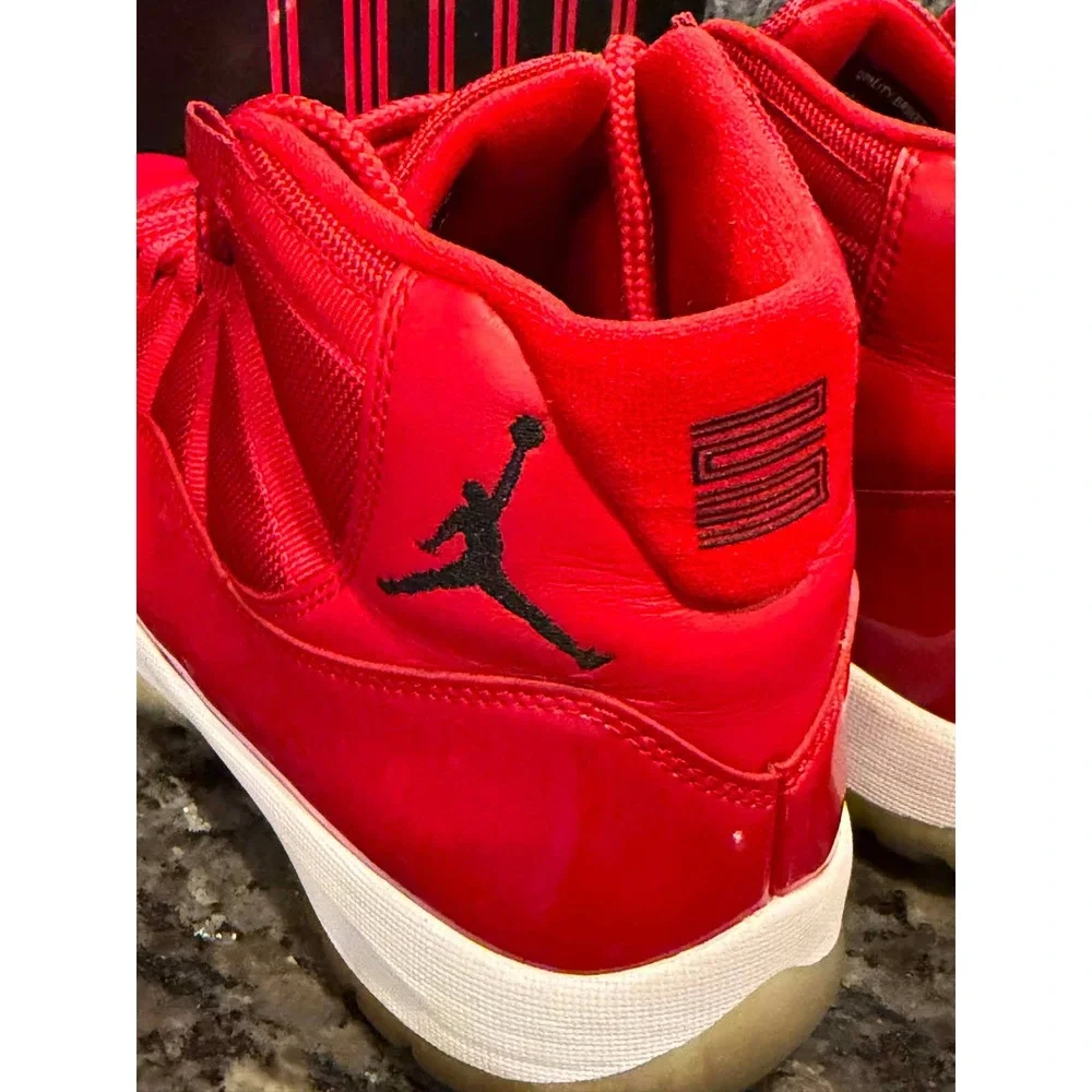 Jordan 11 Retro‎ Win Like 96 Gym Red Black White 378037-623 Mens 9.5